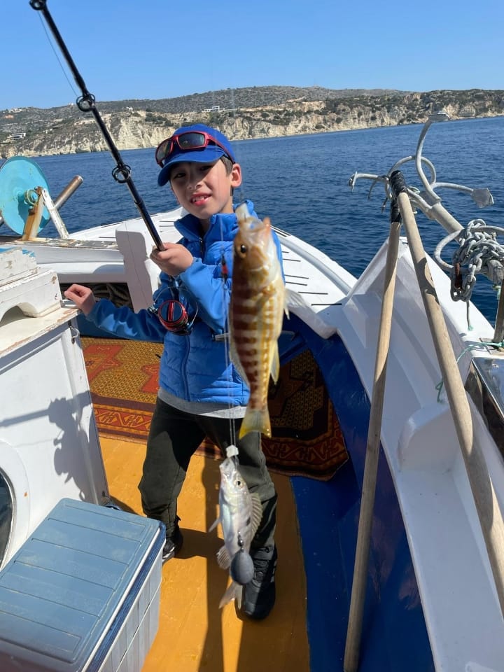 R2 fishingtripskalives rod fishing