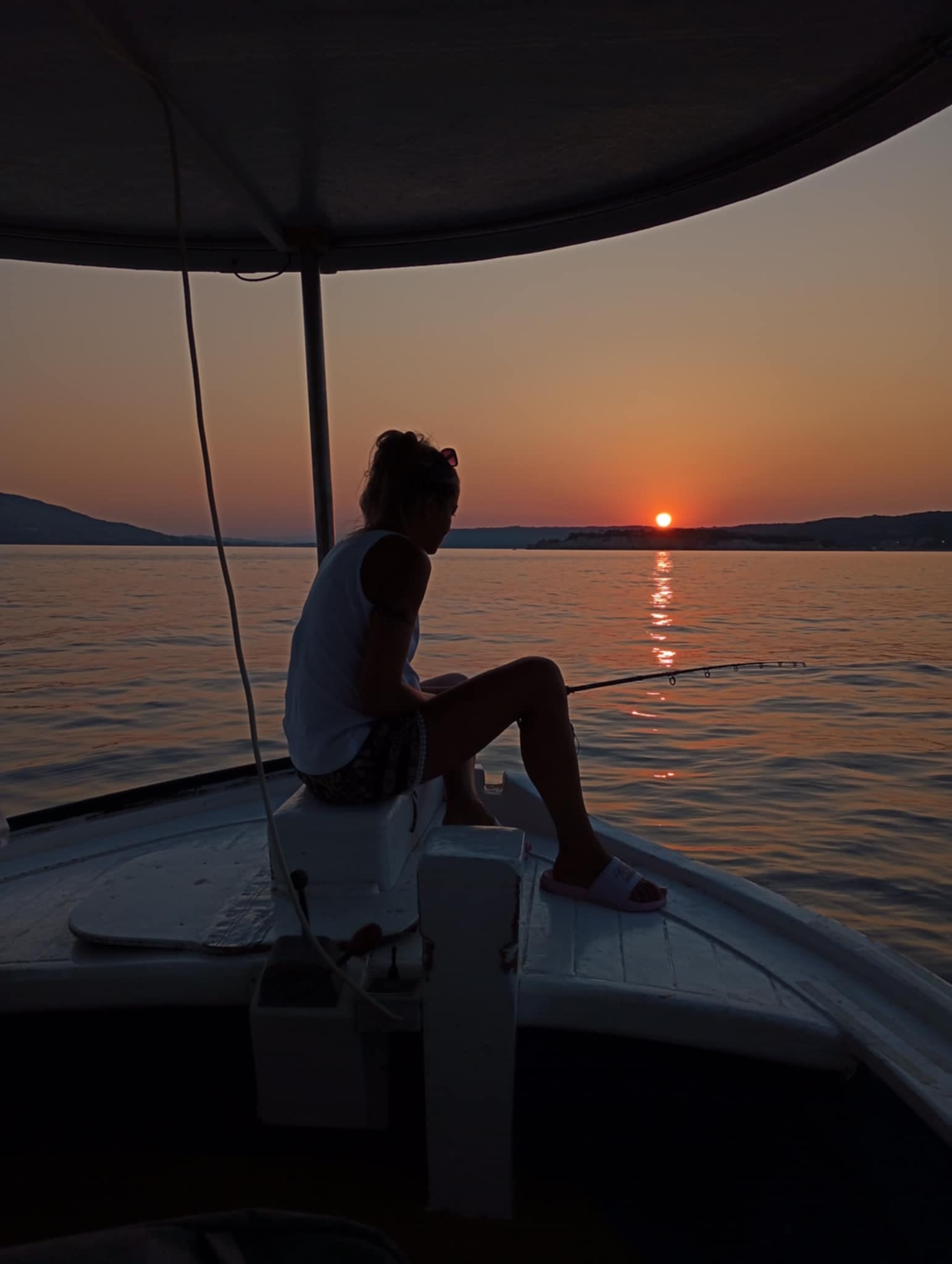 Αρχείο εικόνας WhatsApp 2025 06 16 στις 17.34.15 71848111 fishingtripskalives rod fishing sunset